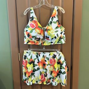 New wtags.  Never worn.  Two piece bathing suit w/ skirt.  Top 46DDD.  Bottom 22